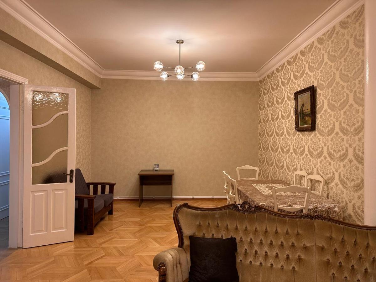 4 Bedroom Suite Apartment Ln Tbilisi City Exterior photo