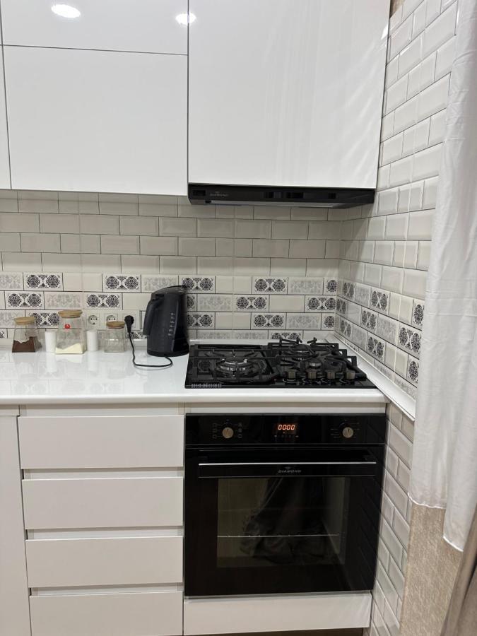 4 Bedroom Suite Apartment Ln Tbilisi City Exterior photo